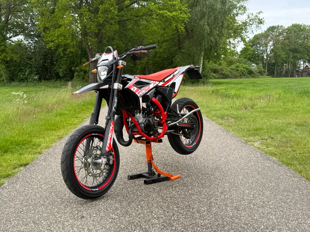 Beta RR50 TRACK 2022. Topstaat!!, Ophalen, Zo goed als nieuw