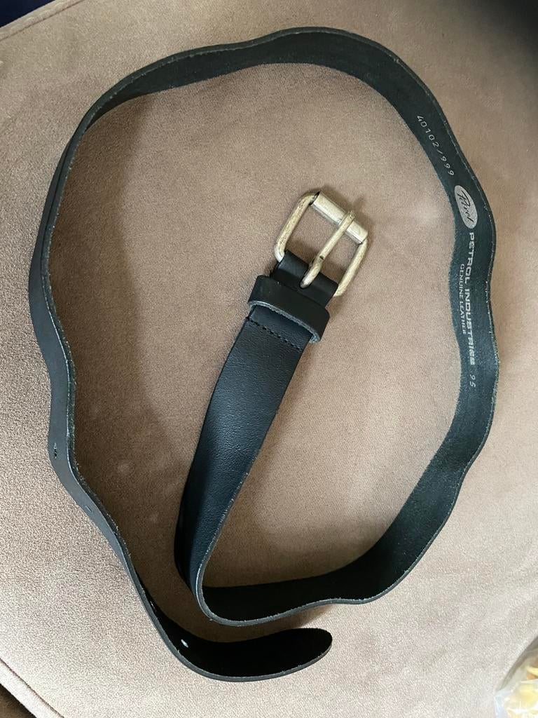 Zwart Lederen riem Petrol Industries mt 95, Kleding | Heren, Riemen en Ceinturen, Ophalen of Verzenden, Zo goed als nieuw, Bruin