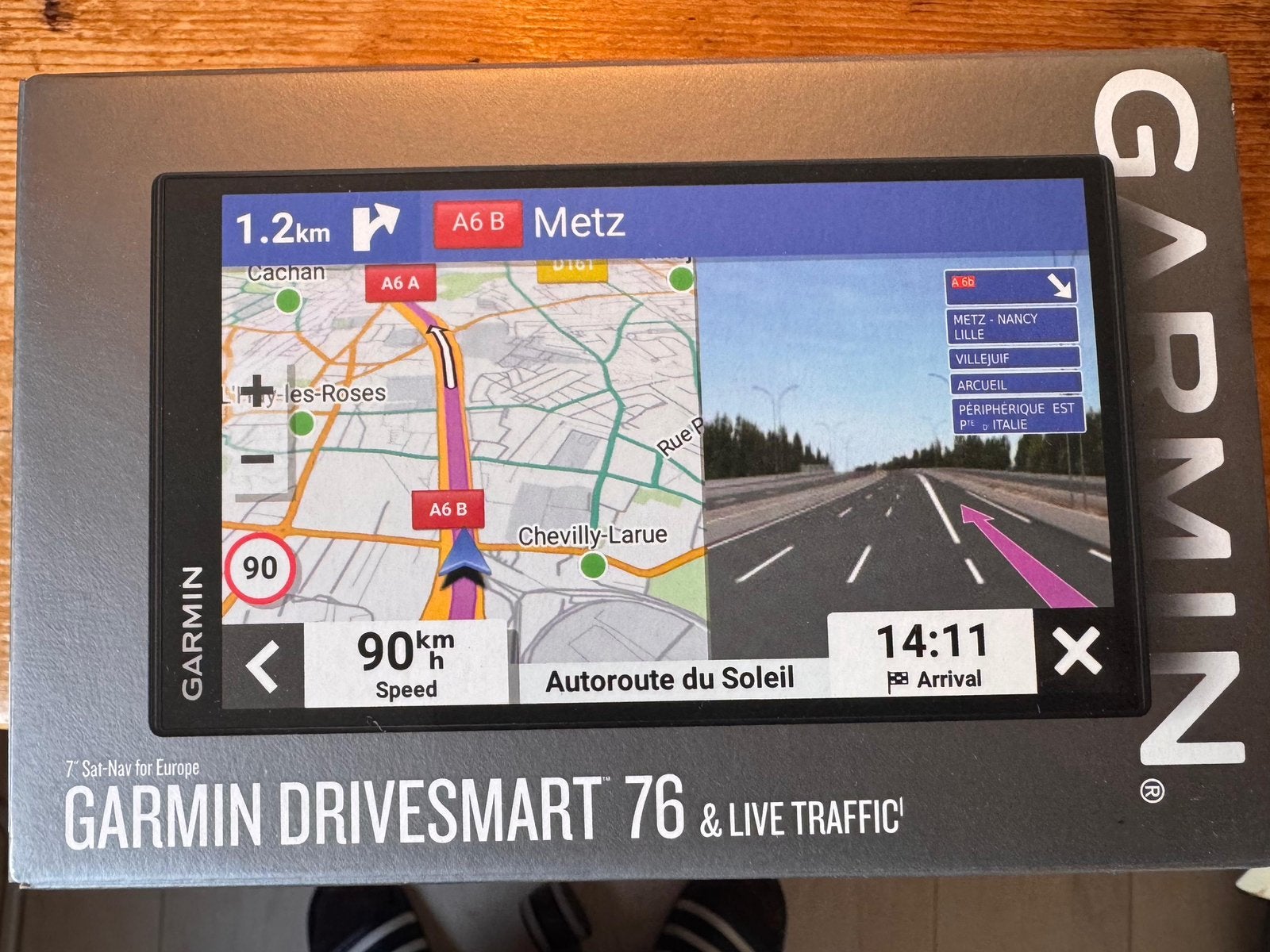 Garmin navigatie systeem drivesmart 76, Ophalen of Verzenden, Zo goed als nieuw, Landkaarten