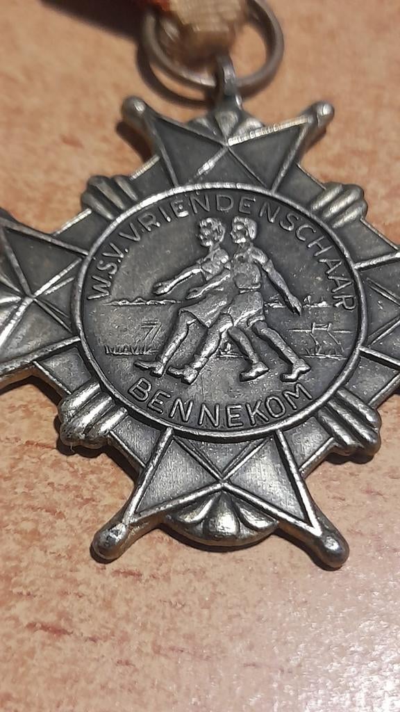 WSV Vriendschap Bennekom medaille, Verzenden