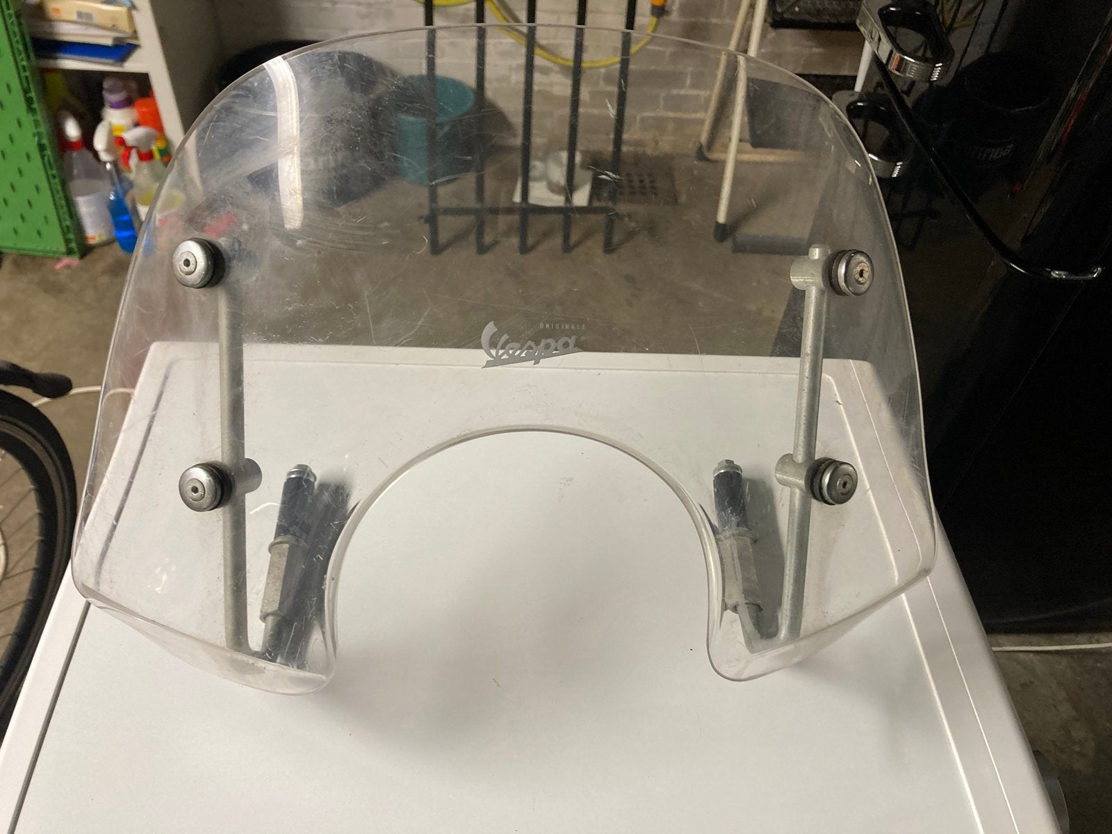 Origineel Vespa windscherm - Universeel model, Fietsen en Brommers, Brommeronderdelen | Scooters, Ophalen, Info@vespa.nl, Gebruikt