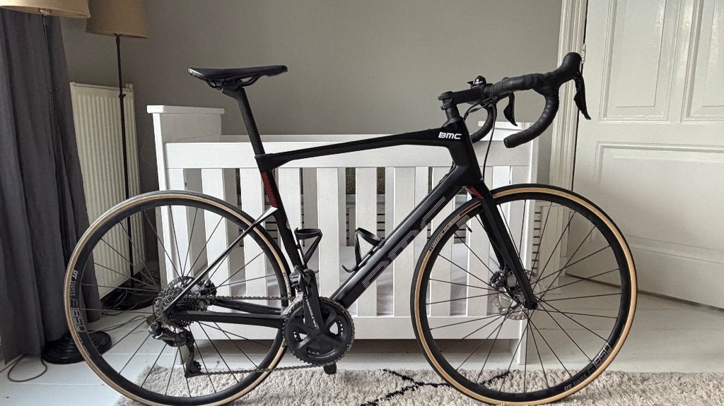 BMC Roadmachine Two | 02 - Shimano Ultegra Di2, Carbon, Heren, Meer dan 20 versnellingen, Schijfrem