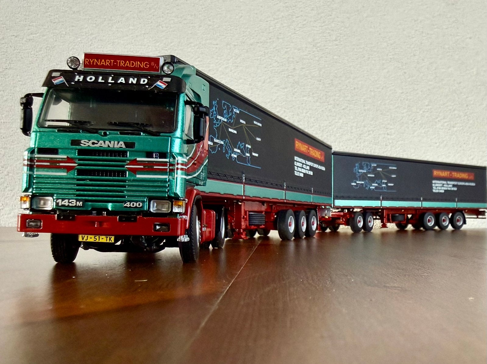 UNiEK ‼️ WSI Rynart Trading, Scania 143 ROADTRAIN/ LZV-combi, Hobby en Vrije tijd, Modelauto's | 1:50, Ophalen of Verzenden, Zo goed als nieuw