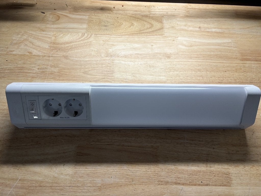 Wandverlichting Versatile (onderbouw), Kunststof, Overige fittingen, Ophalen of Verzenden, Zo goed als nieuw