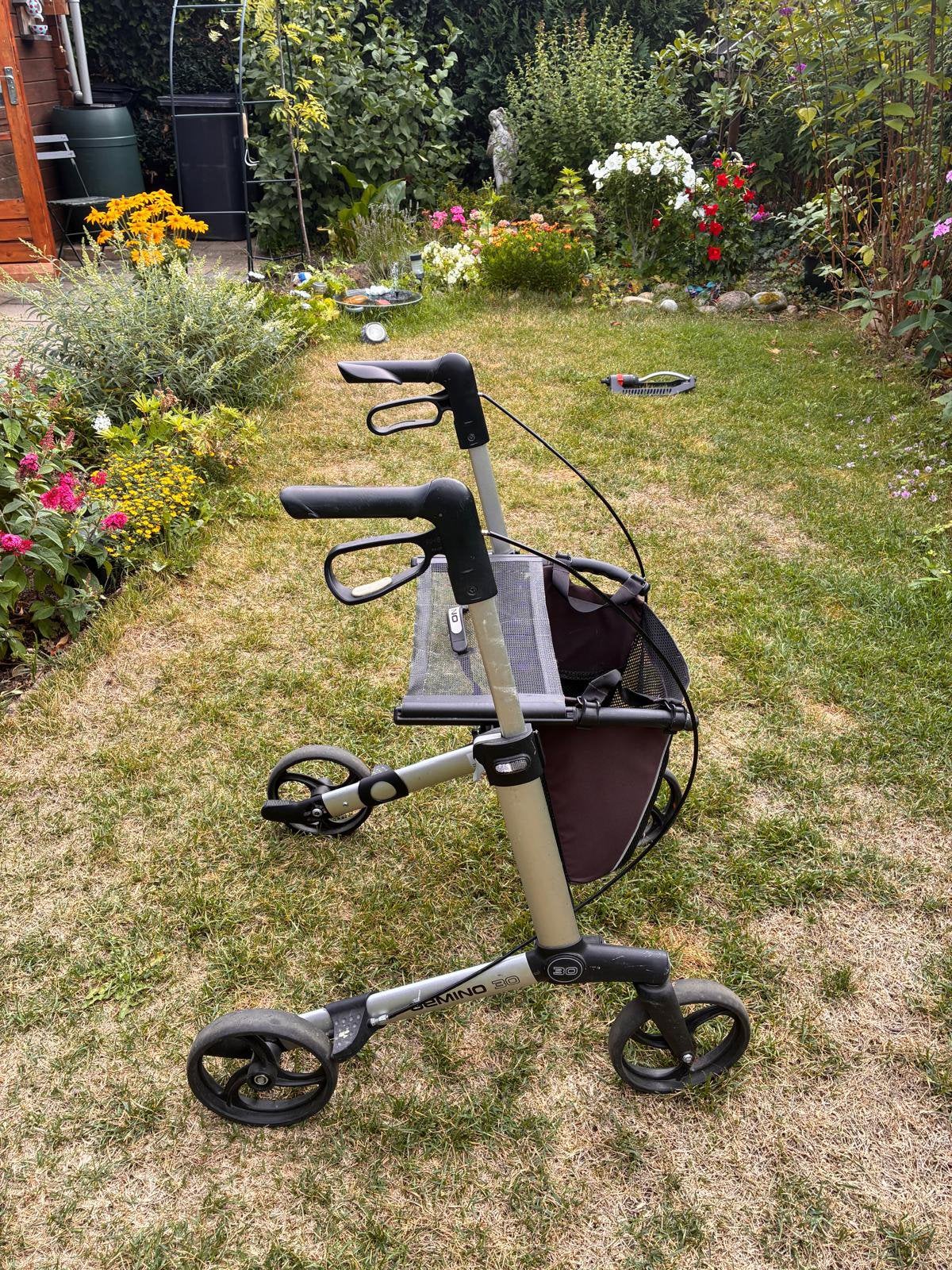 Rollator. ( Gemini 30 ), Ophalen, Opvouwbaar, Gebruikt