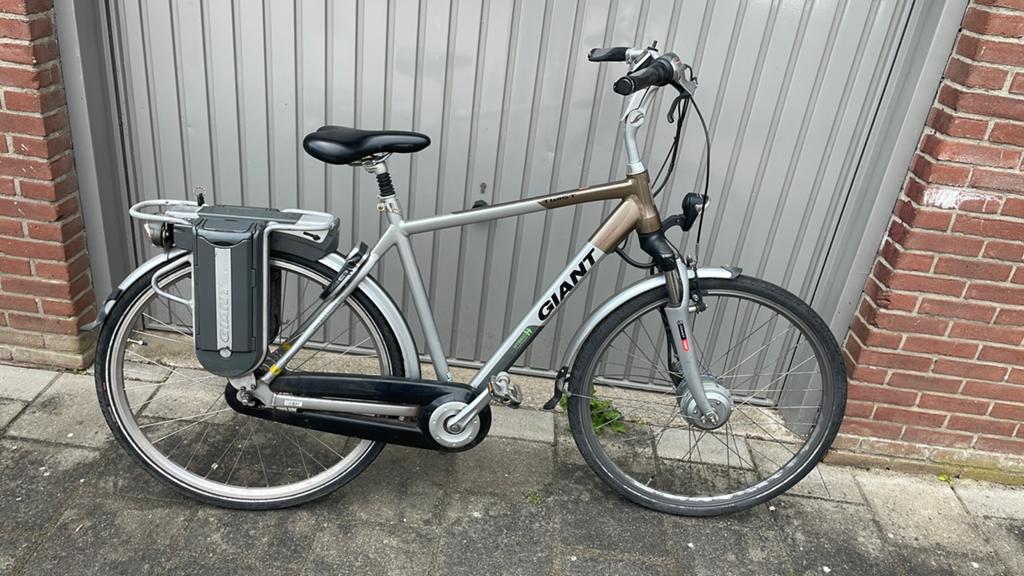 Heren fiets elektrisch, Fietsen en Brommers, Elektrische fietsen, 51 tot 55 cm, Ophalen, Gebruikt, Giant