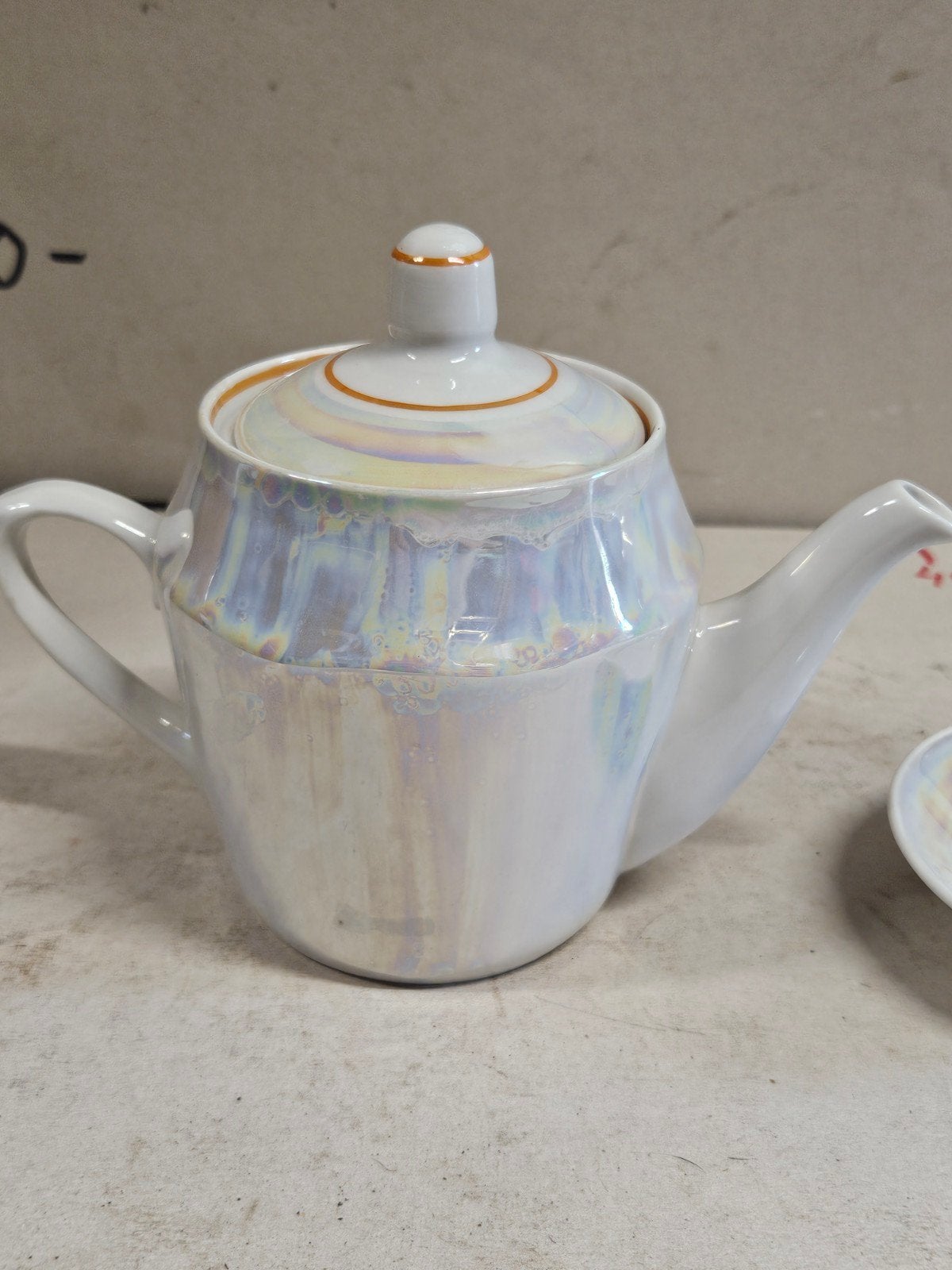 Vintage USSR Theepot - Dobrush Porselein - Parelmoer Glans, Ophalen of Verzenden