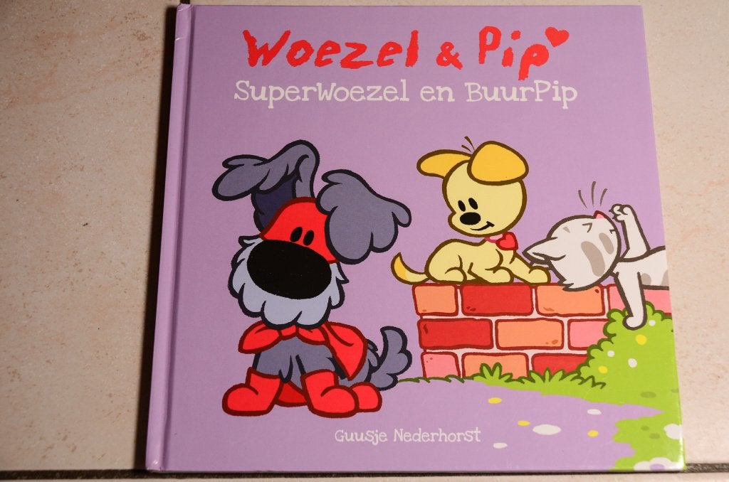 Woezel & Pip SuperWoezel en BuurPip / Guusje Nederhorst, Boeken, Ophalen of Verzenden, Zo goed als nieuw, Fictie algemeen, Voorleesboek