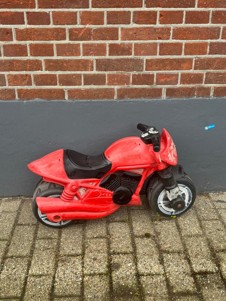 Rode loopmotor voor kinderen, Ophalen, Gebruikt