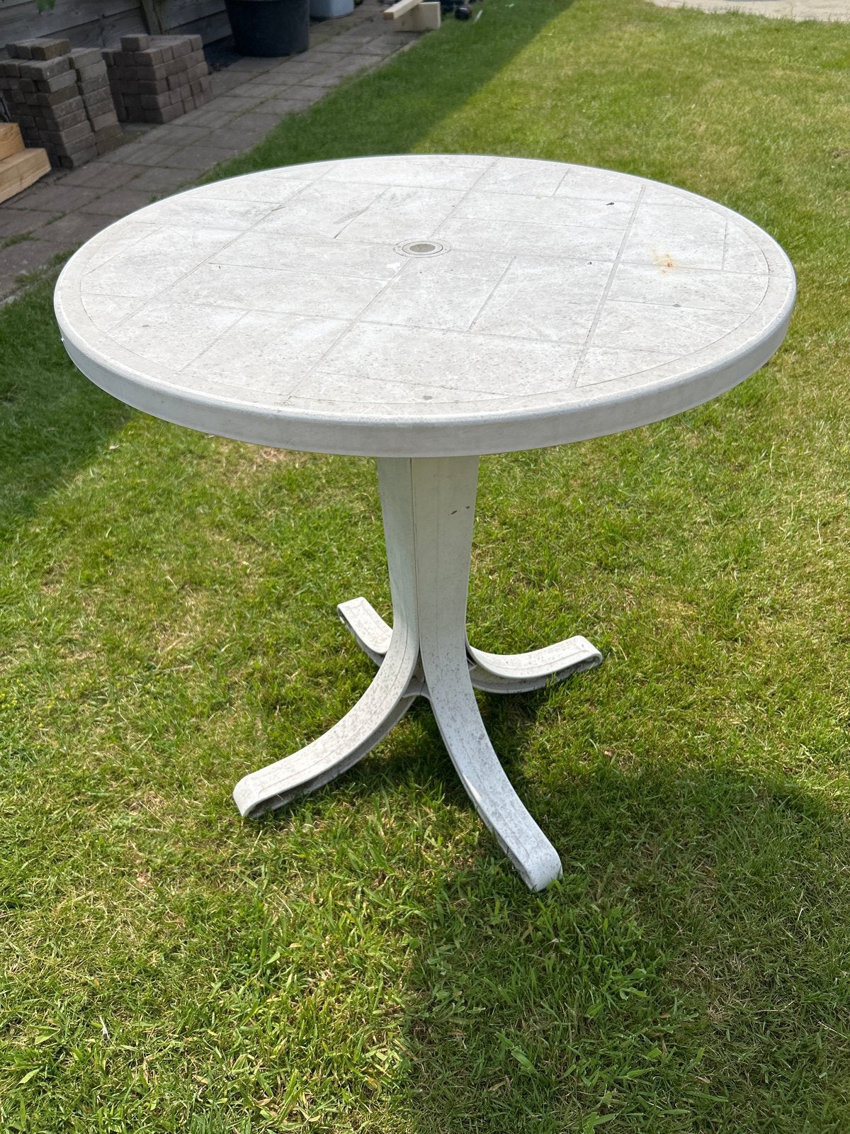 Ronde tuintafel wit - diameter 70 cm, Ophalen, Gebruikt, Rond, Kunststof