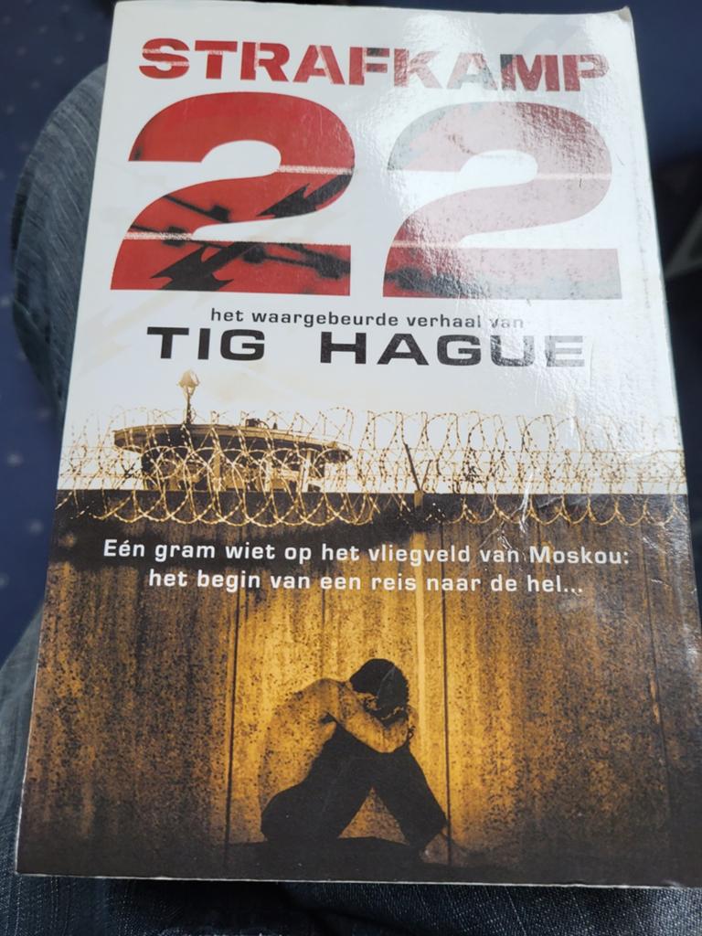 T. Hague - Strafkamp 22, Ophalen of Verzenden, Zo goed als nieuw, T. Hague