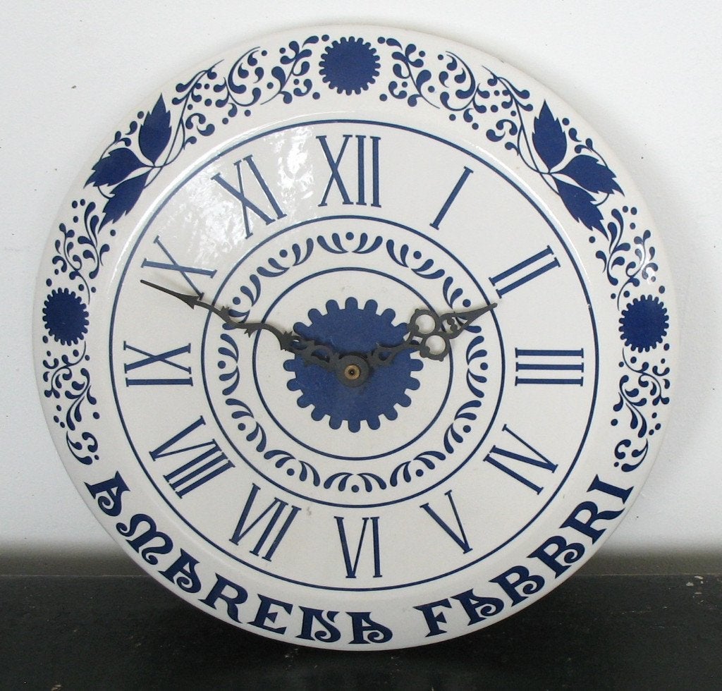 Reclame klok van Amarena Fabbri delfts blauw, Analoog, Werkt op batterijen, Ophalen of Verzenden, Blauw