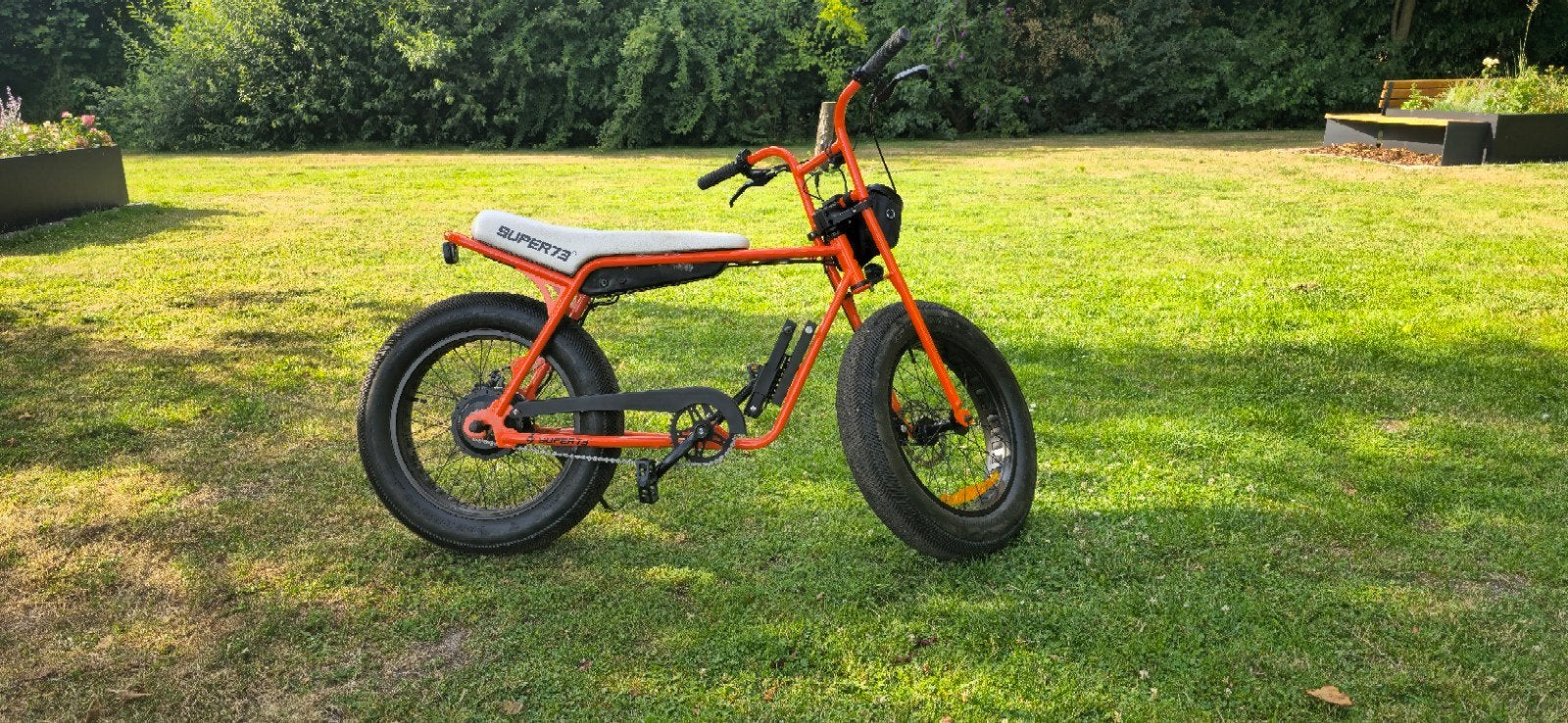 Super73 ZG Orange, Fietsen en Brommers, Elektrische fietsen, Minder dan 30 km per accu, Zo goed als nieuw, 47 tot 51 cm, Ophalen