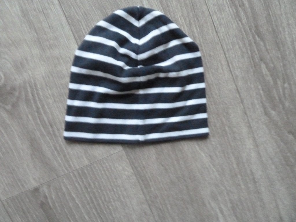 verschillende Kinder mutsen, Kinderen en Baby's, Kinderkleding | Mutsen, Sjaals en Handschoenen, Ophalen of Verzenden, Gebruikt