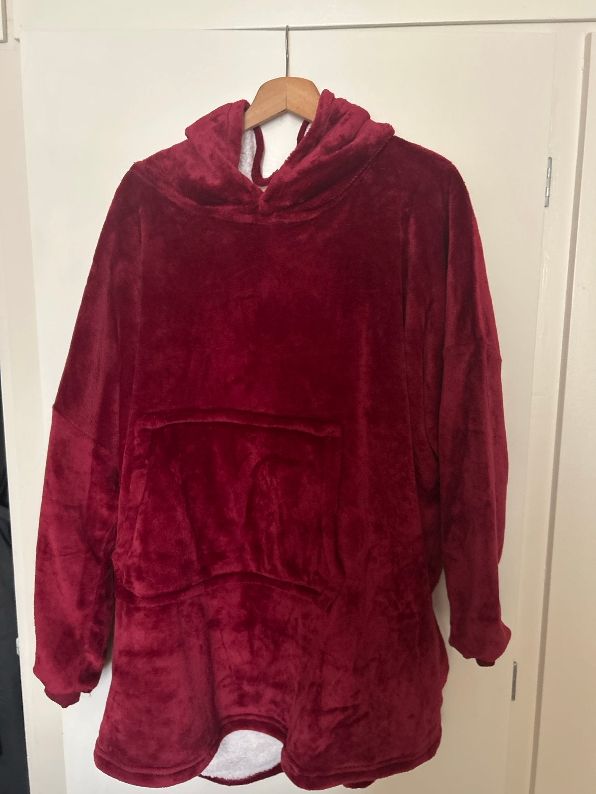 Comfortabele Oversized Hoodie Deken - Bordeauxrood, Kleding | Dames, Ophalen of Verzenden, Zo goed als nieuw, Maat 46/48 (XL) of groter