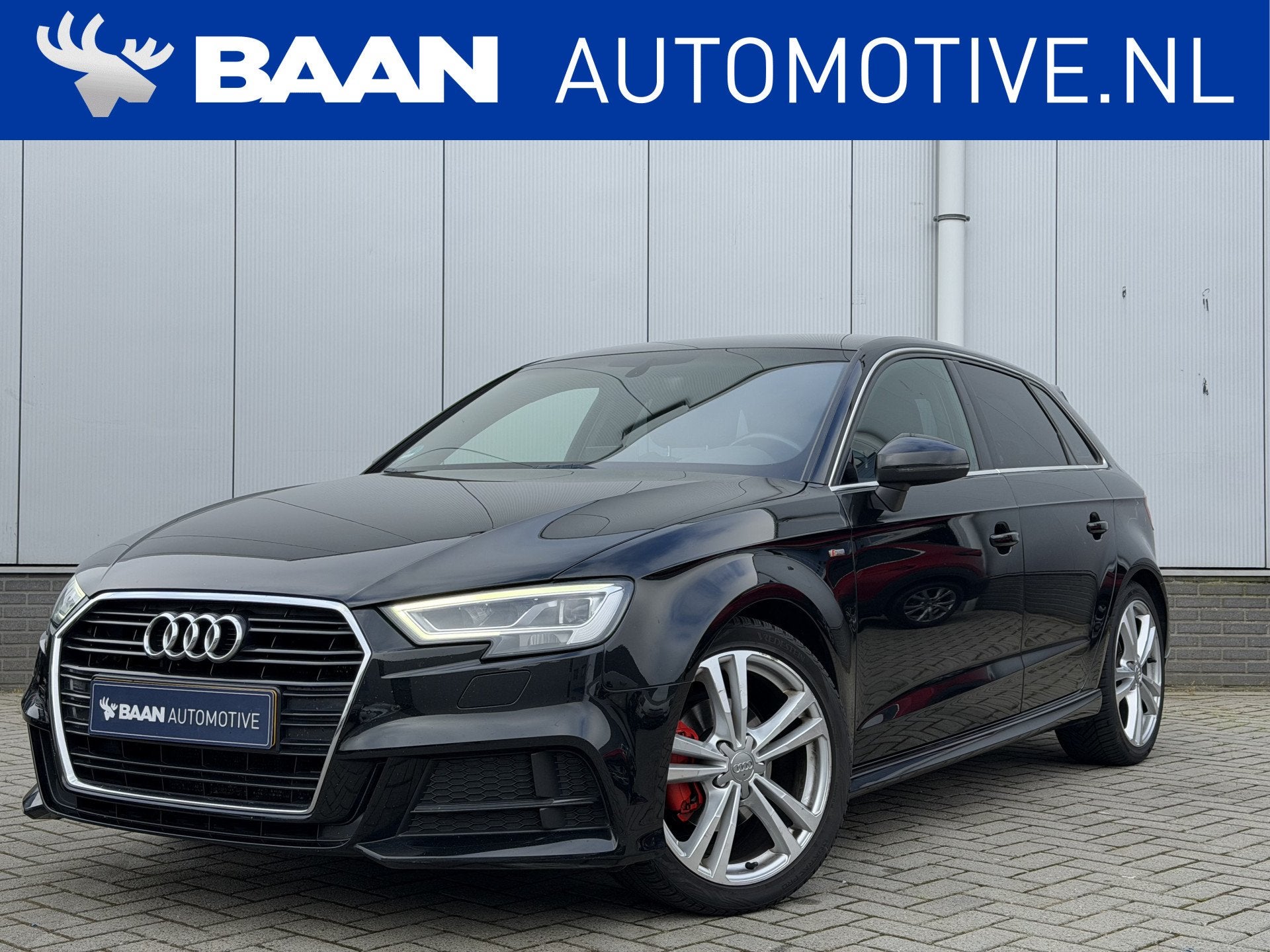 Audi A3 Sportback 30 TFSI Sport S Line Edition | Apple CarPl, Auto's, Audi, Voorwielaandrijving, Gebruikt, 1165 kg, Zwart