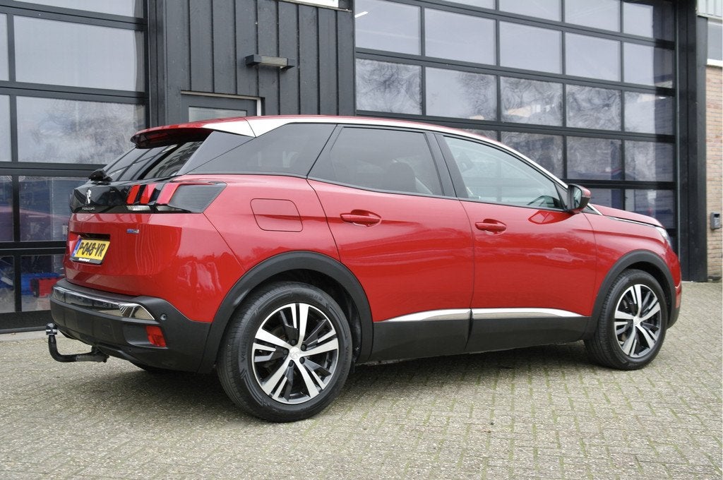 Peugeot 3008 1.2 PureTech Première Automaat | Cruise | Trek, Auto's, Gebruikt, 1199 cc, Leder en Stof, 14 km/l