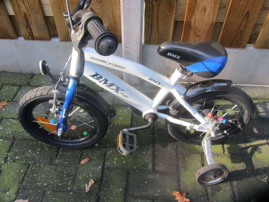Te koop: een leuke BMX kinderfiets 14 inch, Ophalen, Terugtraprem, Zijwieltjes, Gebruikt