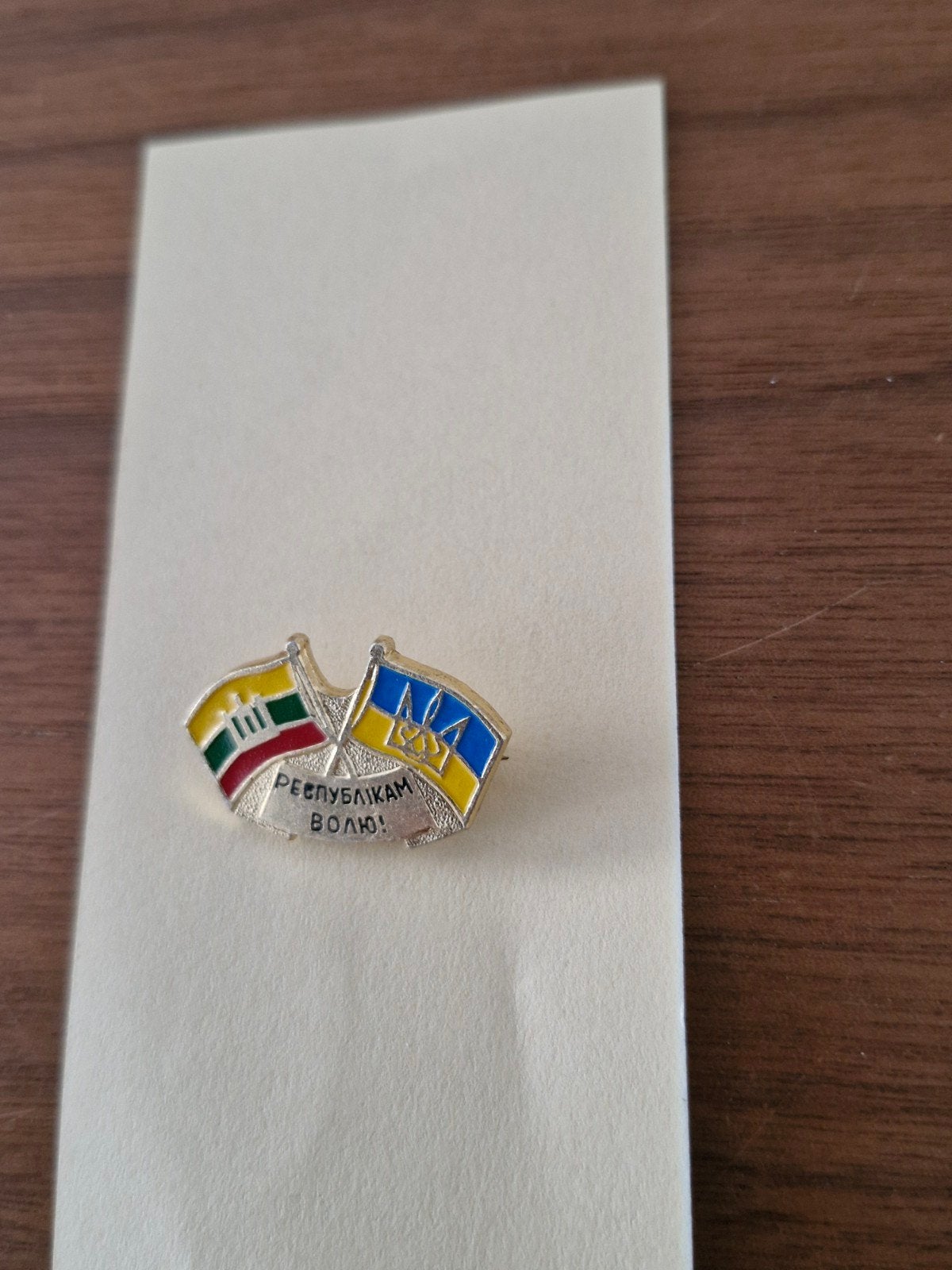 R 055 Speldje Litouwen en Oekraïne Vlaggen - Vrijheid Republ, Ophalen of Verzenden