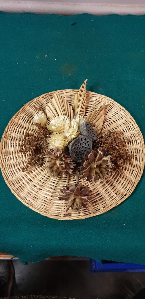 droogboeket op rieten bord, Huis en Inrichting, Woonaccessoires | Wanddecoraties, Ophalen of Verzenden, 'T Olde Gre-j, Info@toldegrej.nl