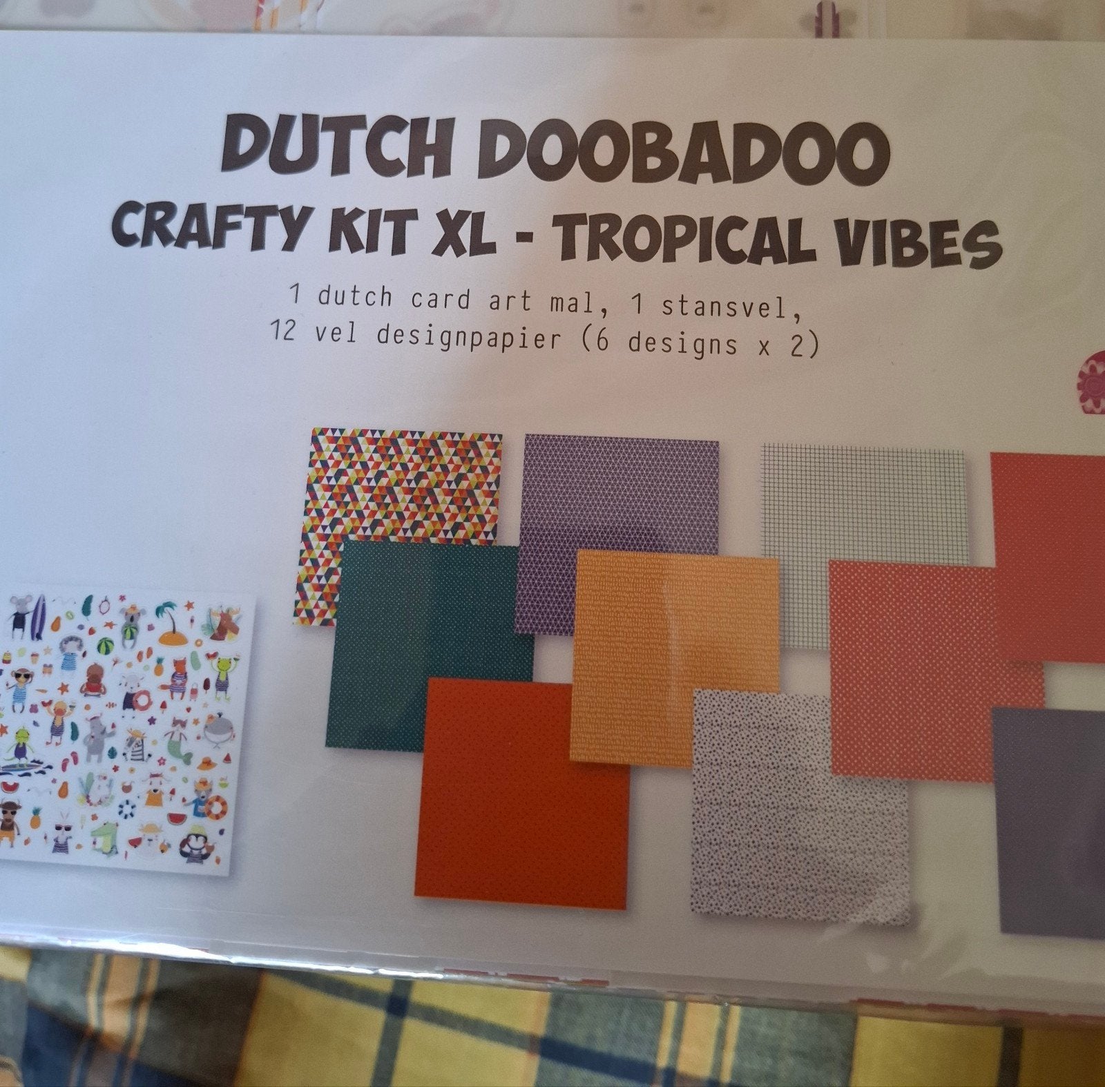 DutchDoobadoo Crafty Kit XL Tropical Vibes, Ophalen of Verzenden, Nieuw, Papier of Karton