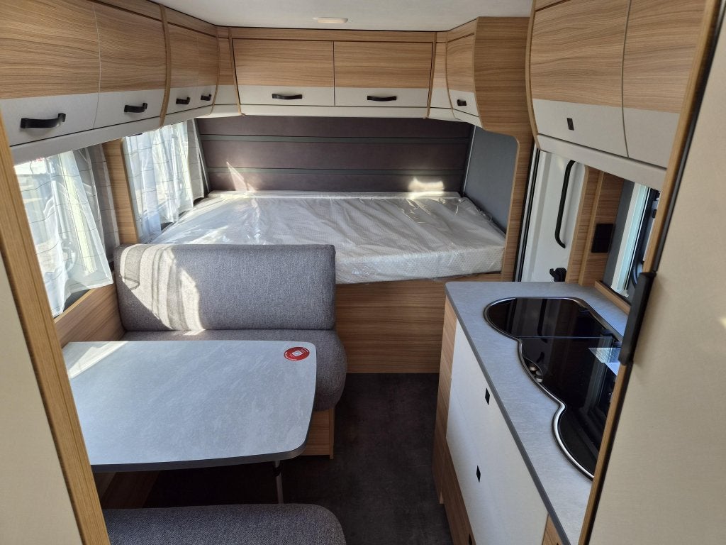Dethleffs Summer Edition 500 QSK - Stapelbed -, Serviceluik, Bedrijf, Treinzit, Dwarsbed