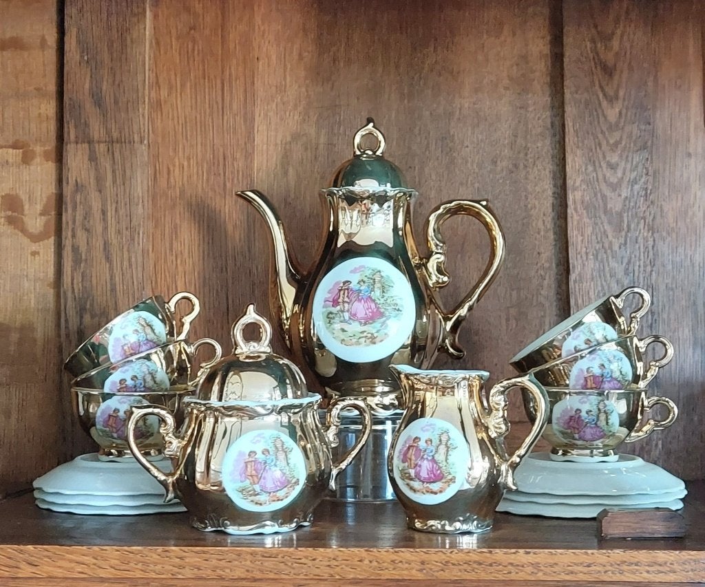 Vintage Koffieservies ,goudkleurig., Ophalen