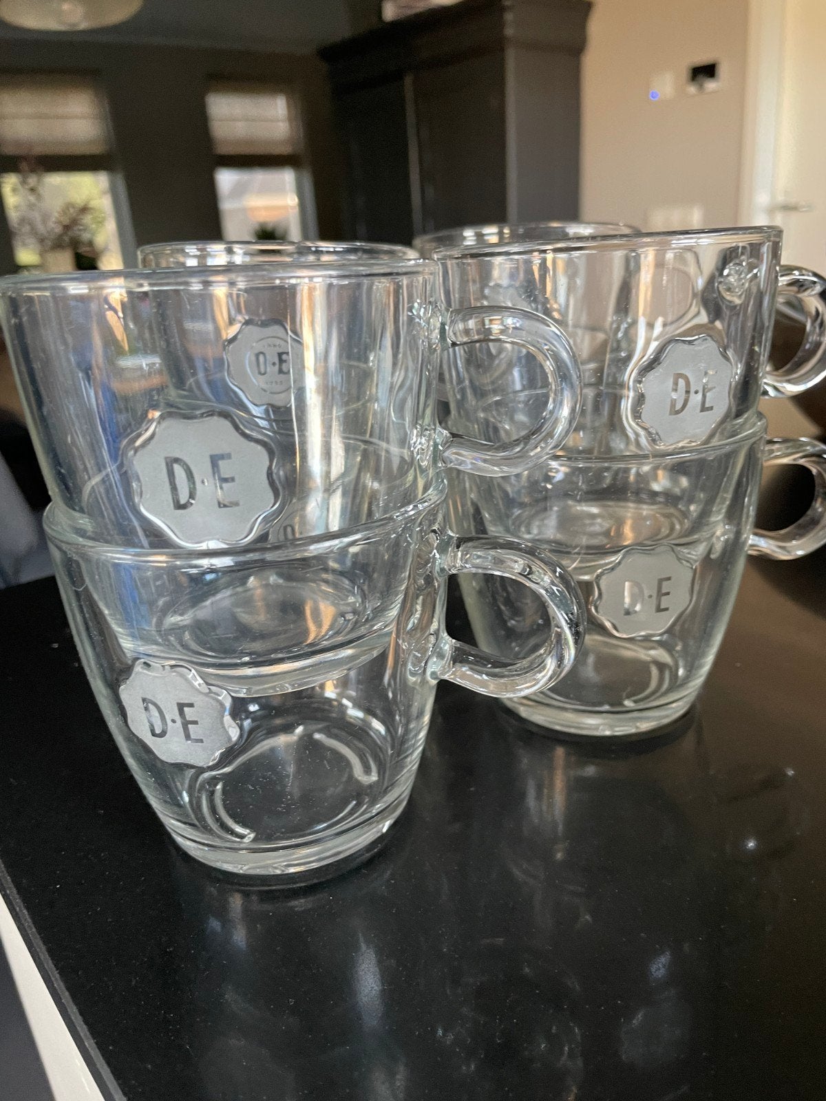 8 Douwe Egberts glazen met oor - Vintage DE glazen, Ophalen, Glas of Glazen, Gebruikt, Overige merken