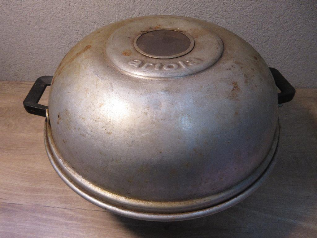 Vintage Artola aluminium wonderpan, Huis en Inrichting, Keuken | Potten en Pannen, Ophalen of Verzenden, Gebruikt, Aluminium, Overige typen
