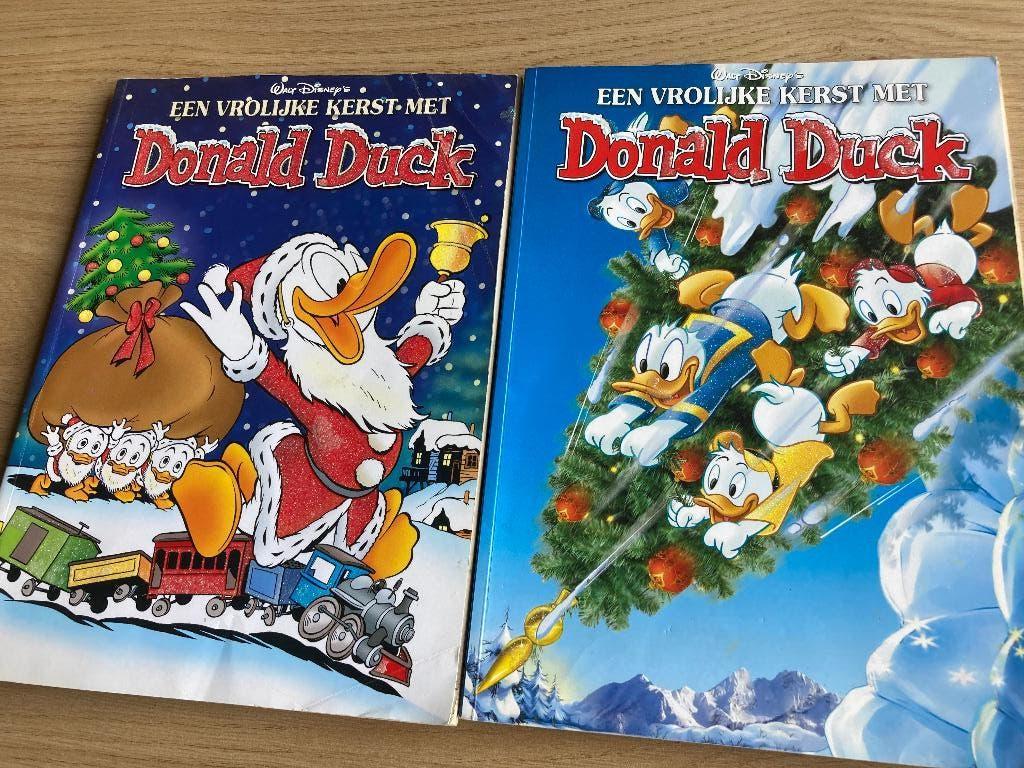 2 stripboeken Donald Duck kerst, Meerdere stripboeken, Ophalen of Verzenden, Gelezen