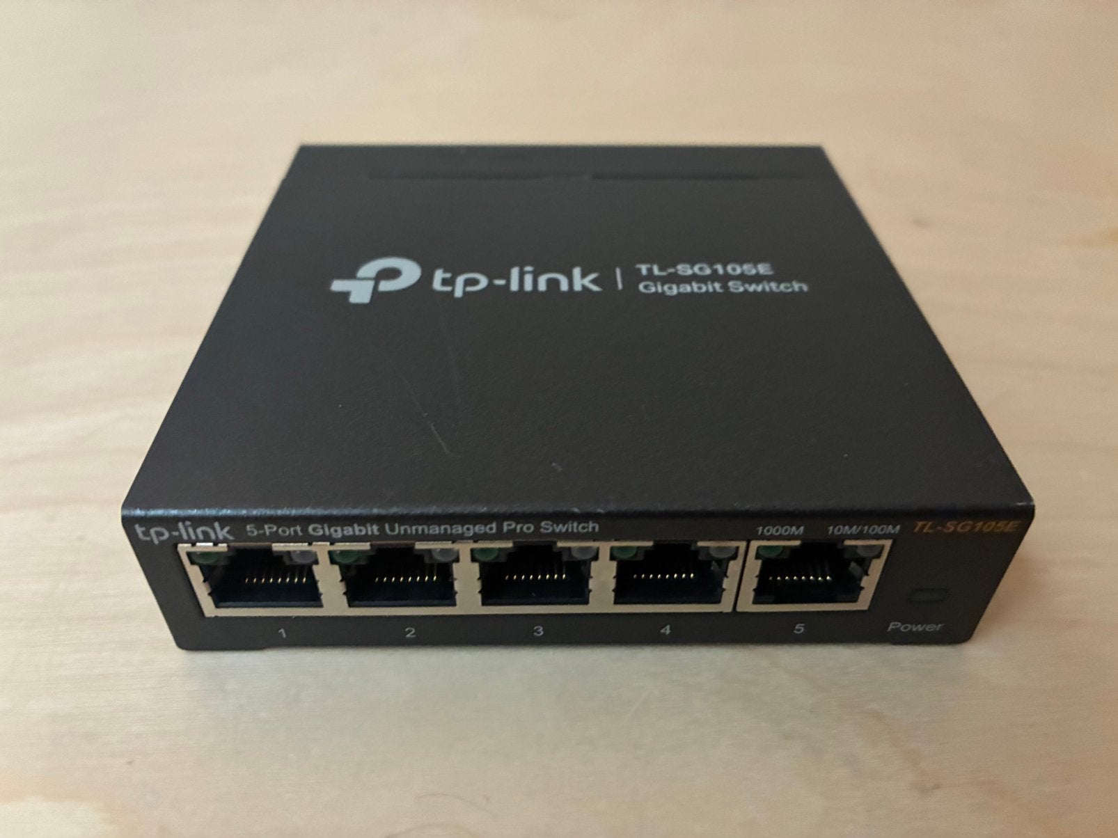 TP-Link TL-SG105E Gigabit Switch – 5 poorten, Ophalen of Verzenden, Zo goed als nieuw