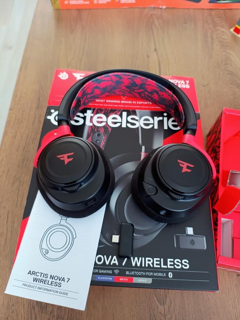 Steelseries arctis nova 7 wireless faze clan edition, Computers en Software, Headsets, Ophalen, Gebruikt, Draadloos, Gaming headset