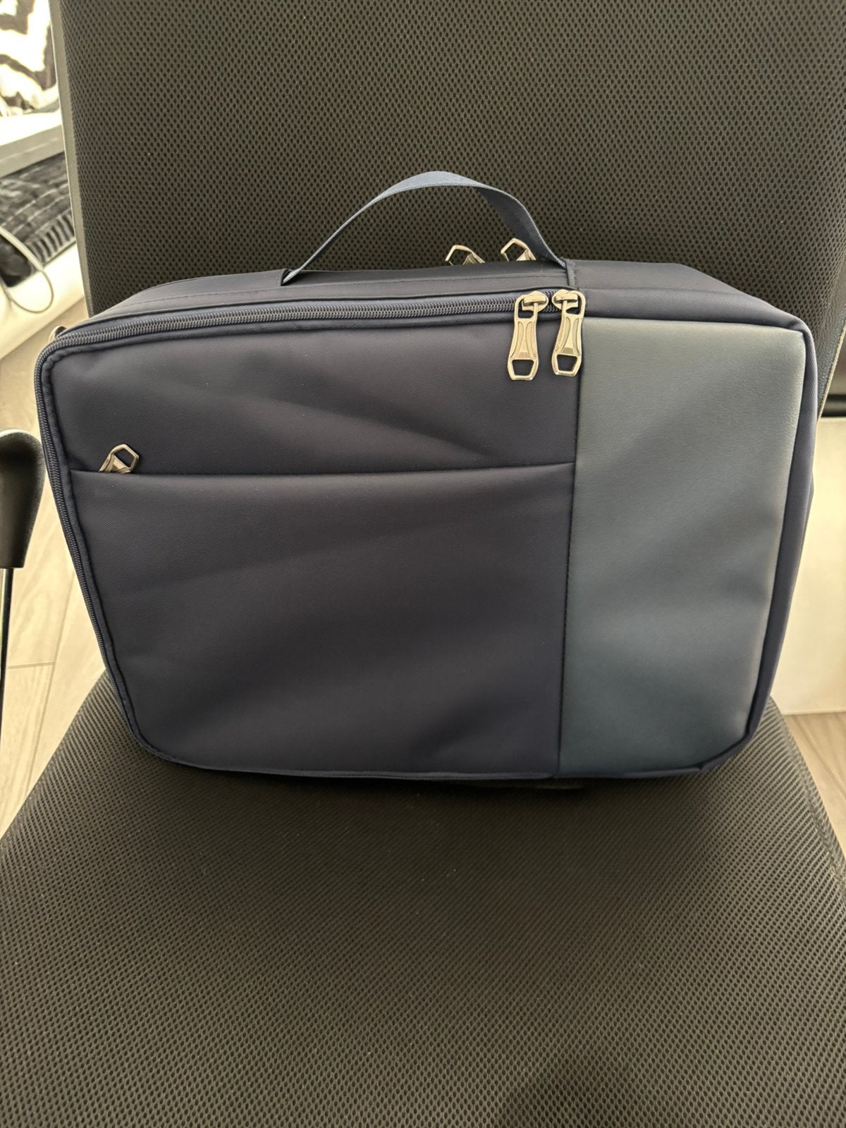 Laptoptas / handtas/rugtas, Ophalen of Verzenden, Zo goed als nieuw, Tabletvak, Overige typen