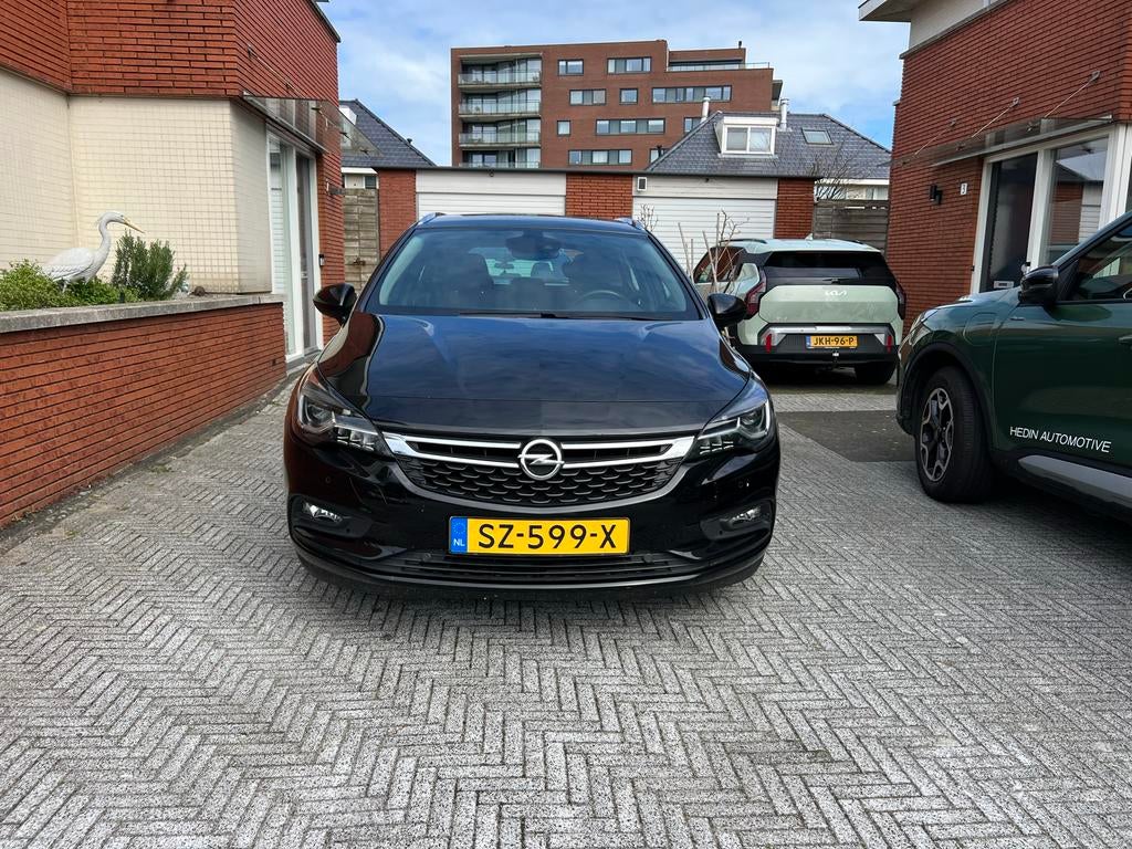 Opel Astra 1.0 Turbo AUT. | CarPlay | Camera | Keyless | LED, Auto's, Zwart, 1178 kg, 620 kg, Zwart