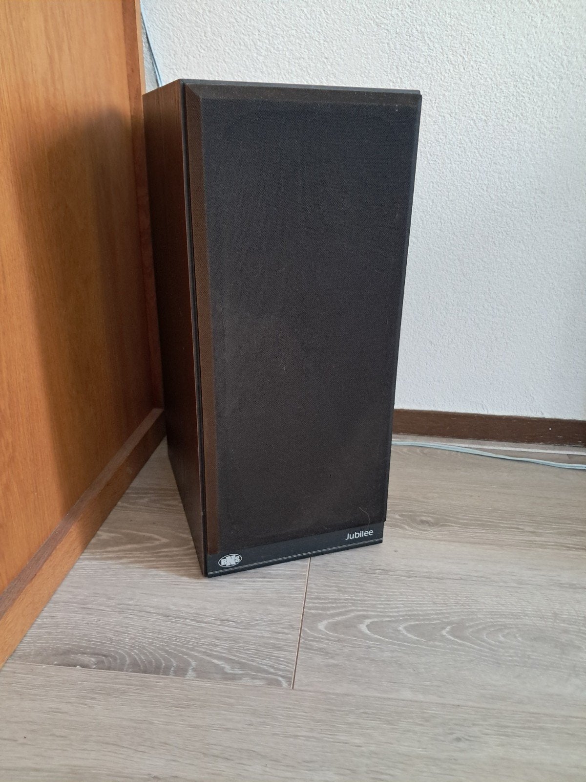 Set van 2 BNS Jubilee houten luidsprekerboxen, Audio, Tv en Foto, Luidsprekers, Gebruikt, 60 tot 120 watt, Front, Rear of Stereo speakers