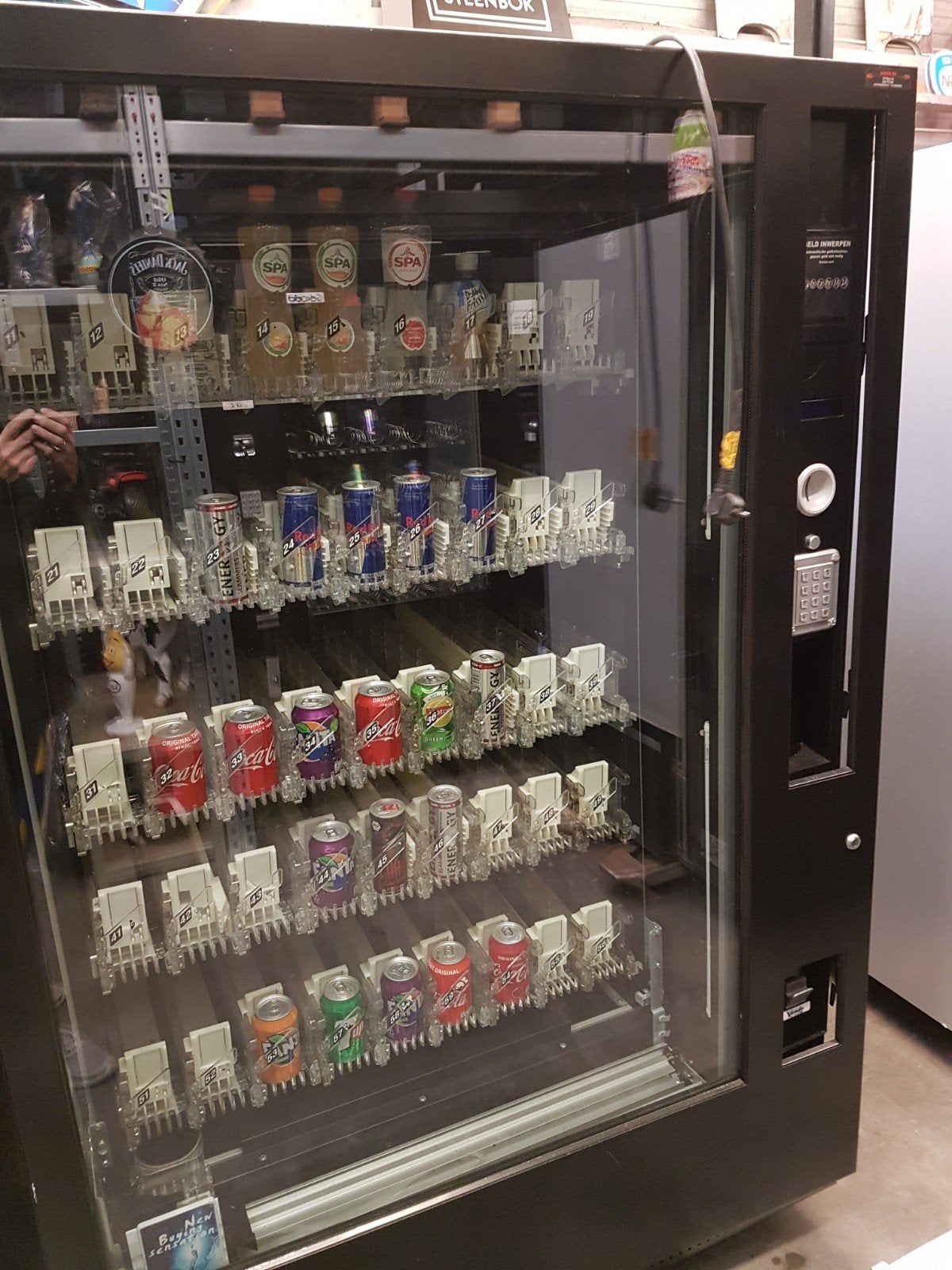 Frisdrank automaten diverse, Verzamelen, Automaten | Overige, Ophalen