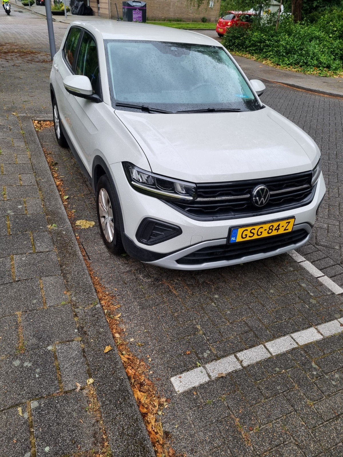 Private lease tot 1-9-2028 T-Cross 2024, 521,- pm, Voorwielaandrijving, Zwart, 95 pk, Particulier