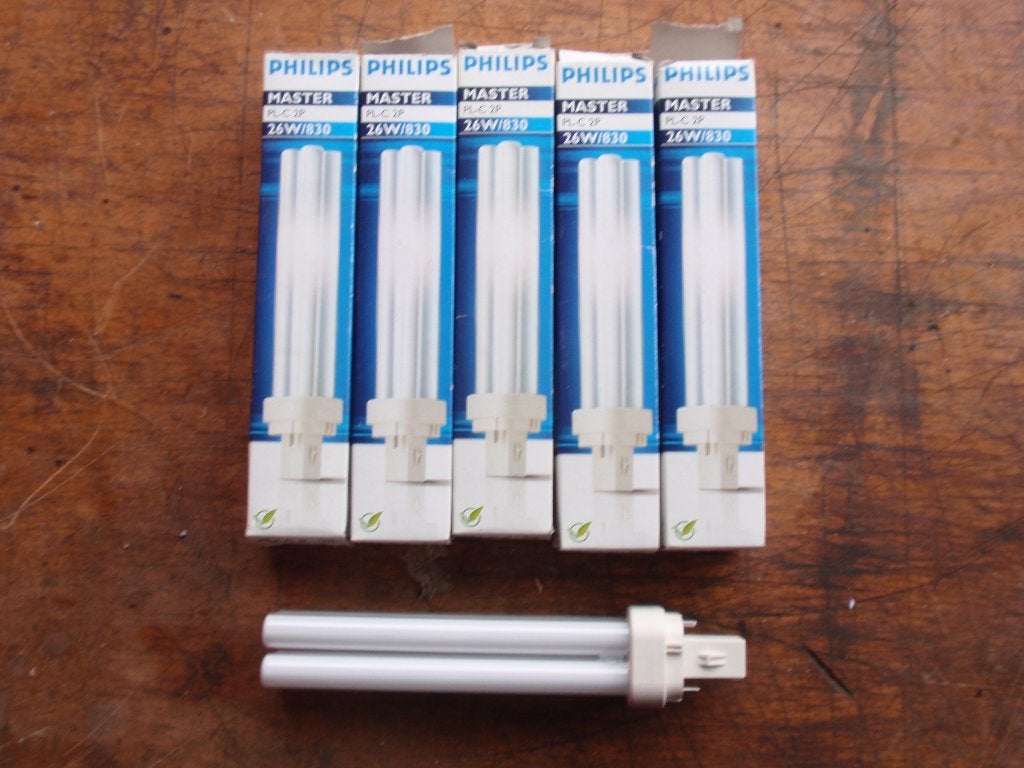 5x philips pl-c 20 26 watt 830 g24d-3 prijs 20,-, Ophalen, Nieuw, Overige fittingen, Led-lamp