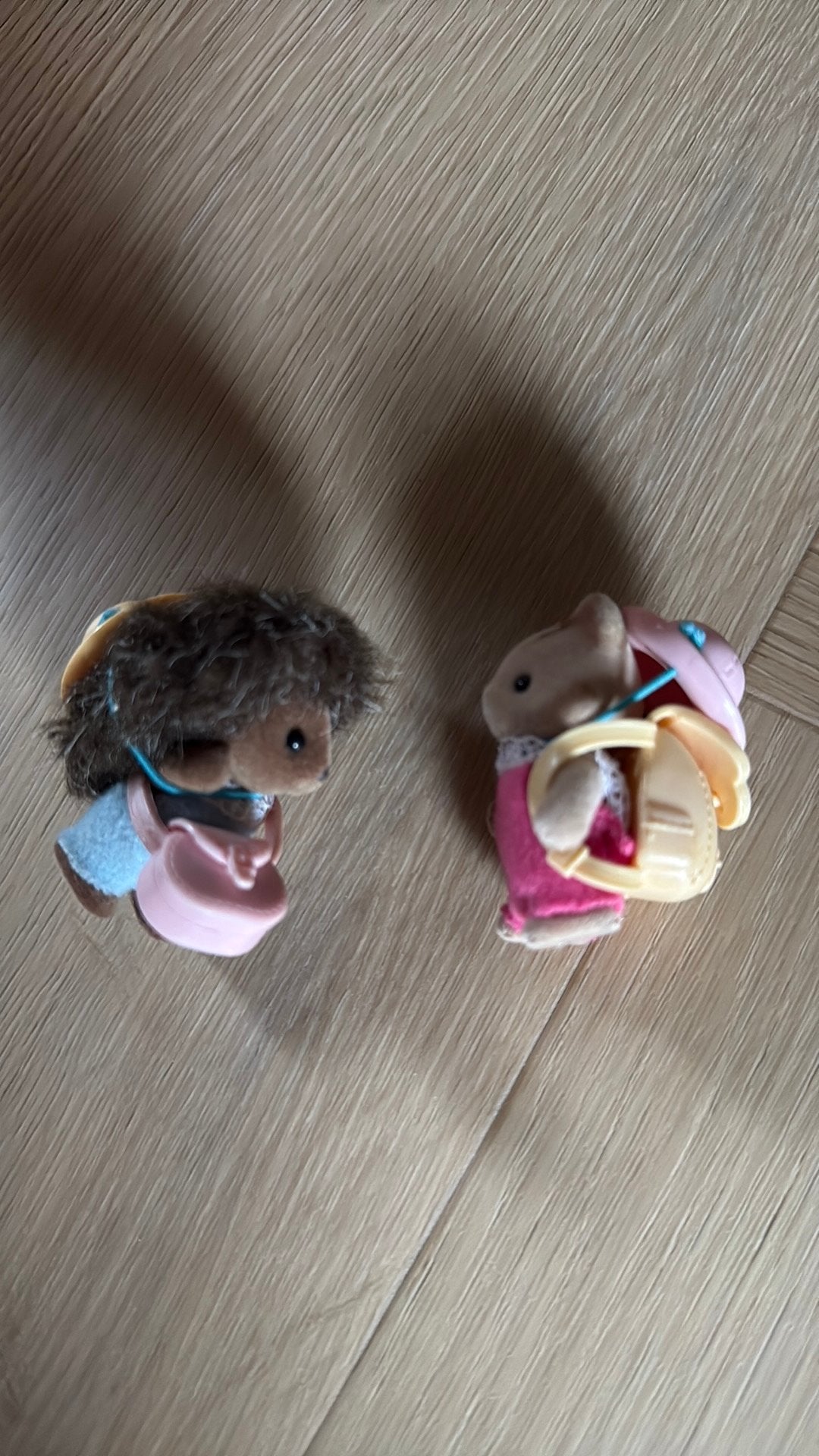 Sylvanian families 5410 baby egel, 5417 baby gestreepte kat, Ophalen of Verzenden, Gebruikt, Poppenhuispop