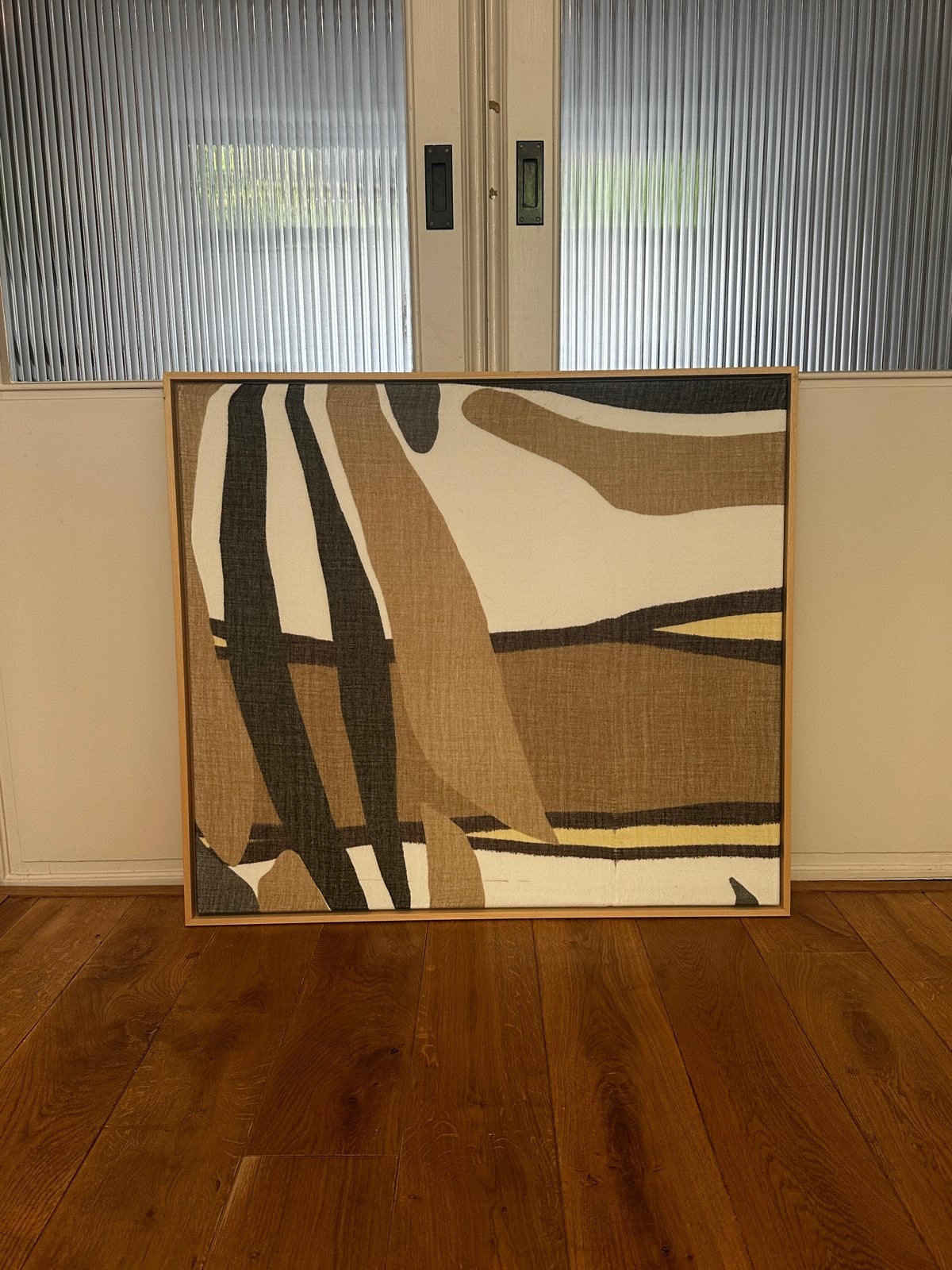 Abstract kunstwerk op geweven textiel in baklijst, Ophalen