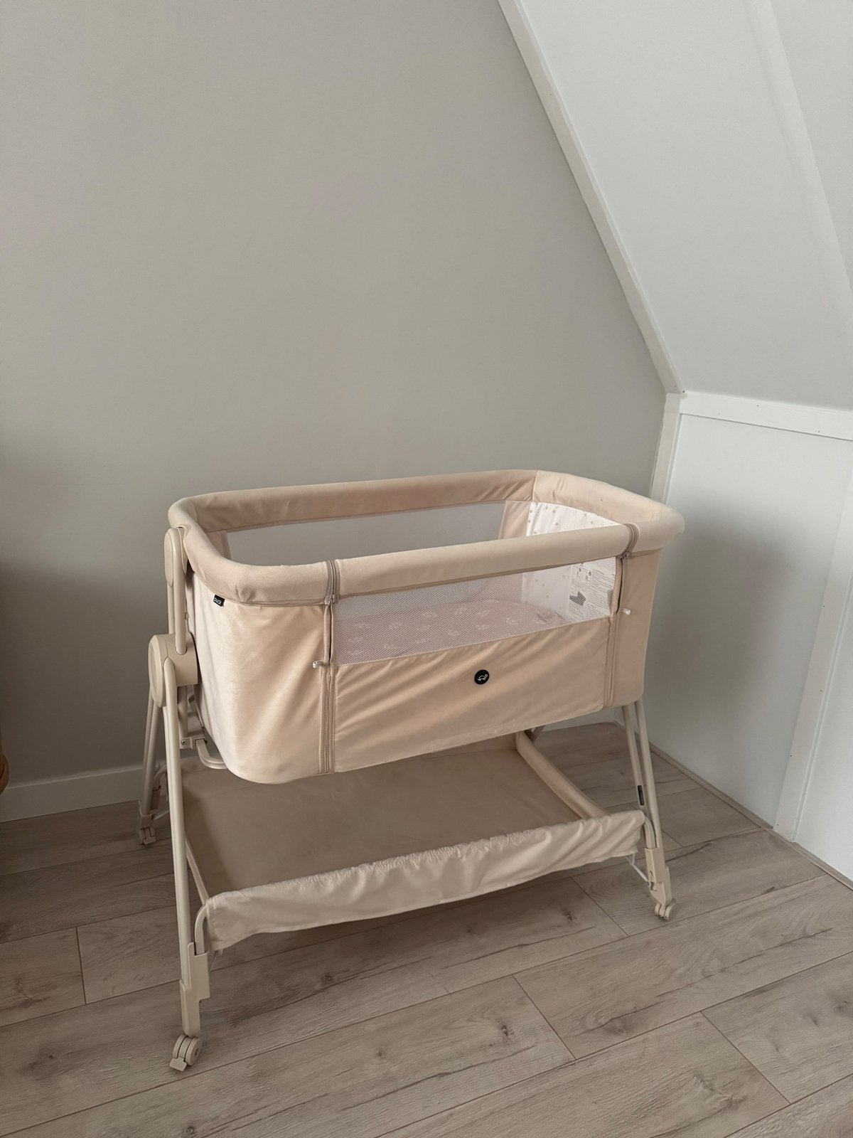 Babypark Co-sleeper met luxe velours bekleding, Ophalen of Verzenden, Zo goed als nieuw, Wieg