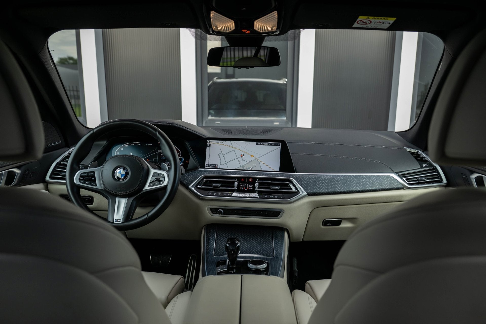 BMW X5 XDrive 45e High Executive M-Sport Pano|Laser|Trekhaak, Auto's, Dealer onderhouden, Gebruikt, 394 pk, Zwart