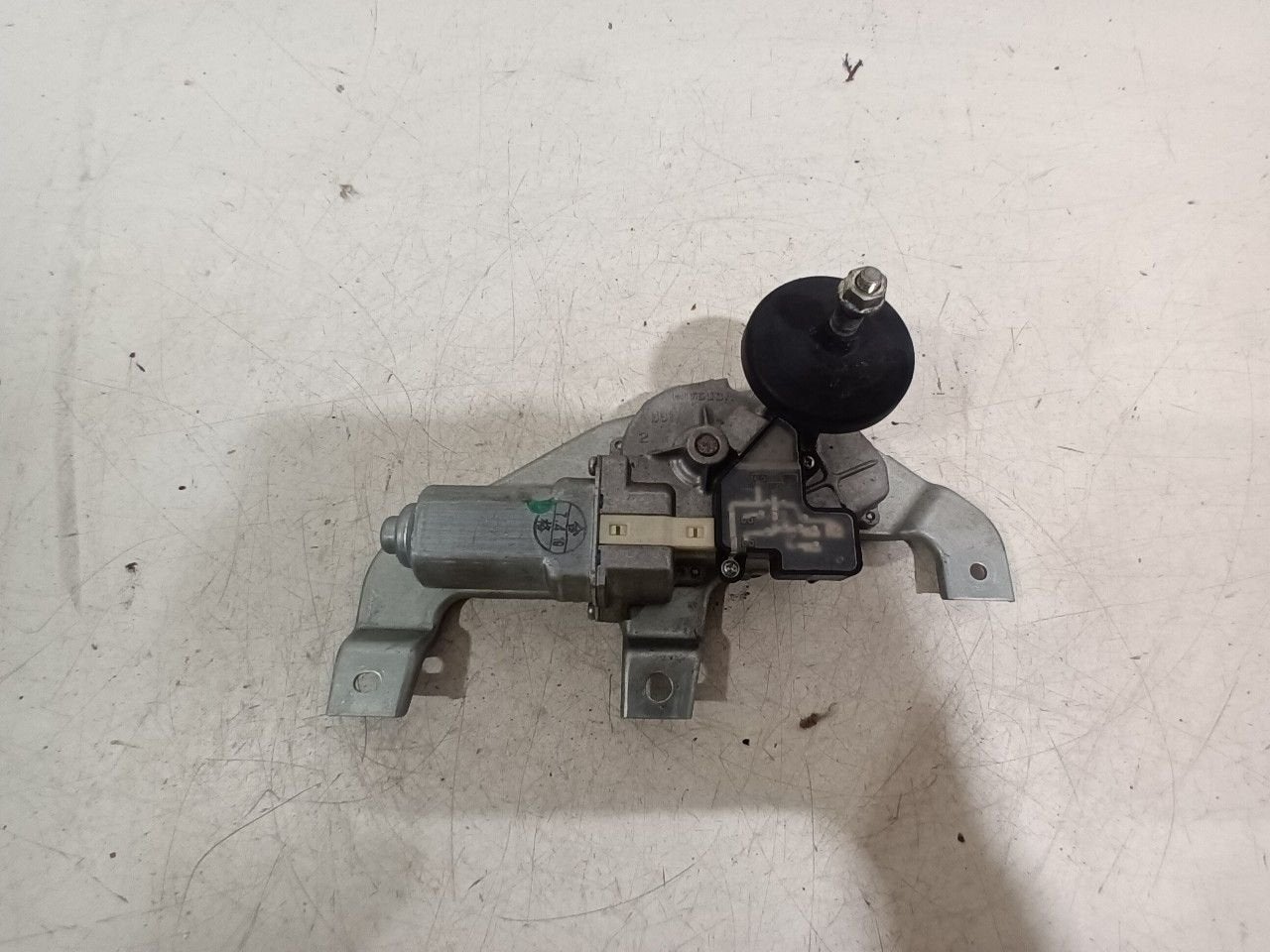 Ruitenwissermotor achter Suzuki SX4, Onderdelen@venauto.nl, Van der Ven Autorecycling B.V., Gebruikt, Ettenseweg 76, 4706 PB Roosendaal, The Netherlands