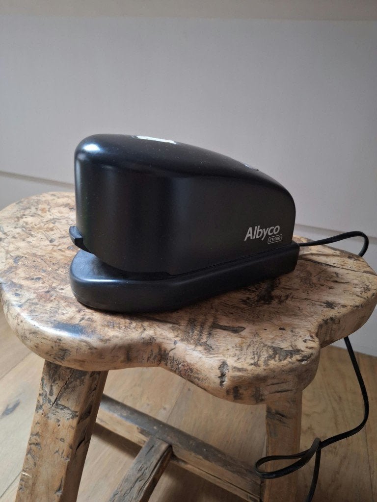 Elektrische nietmachine Albyco ES100 – Werkt goed, Diversen, Ophalen of Verzenden, Gebruikt