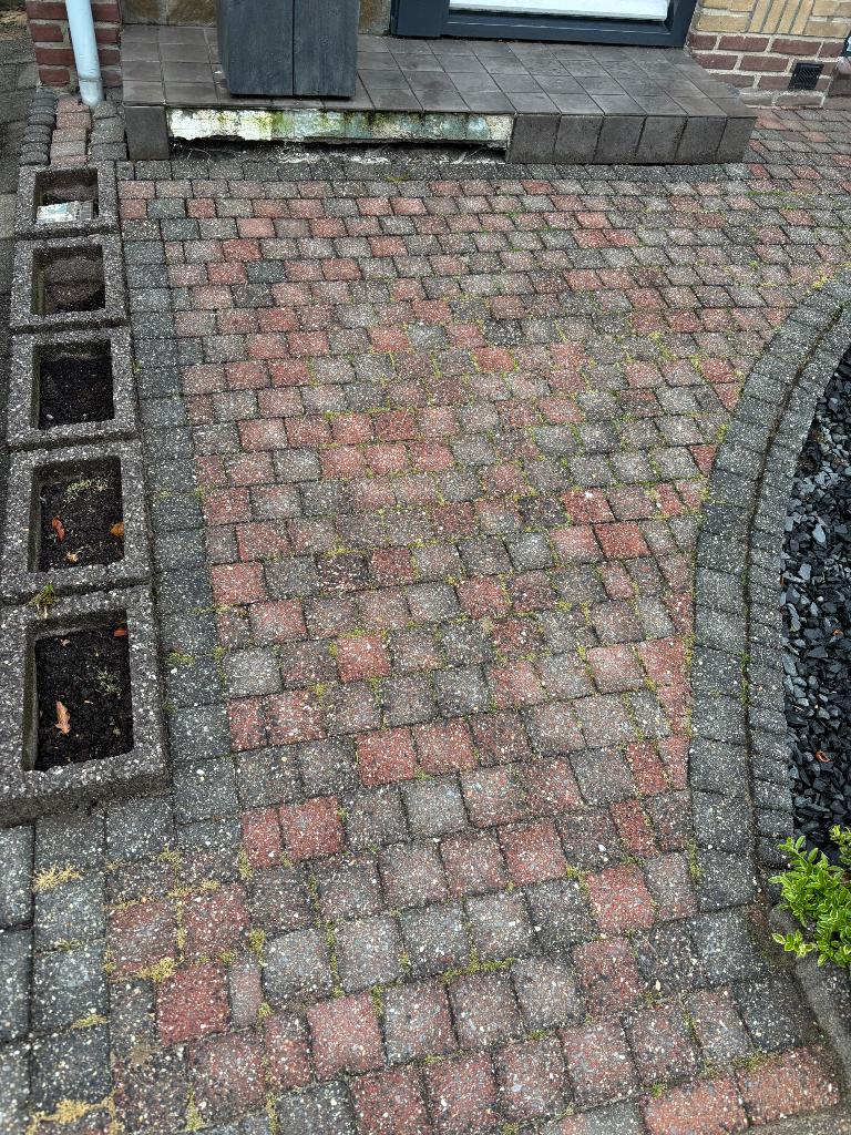 GRATIS Tambour 10x10x6 rood/zwart, Ophalen, Gebruikt, Klinkers, 5 tot 10 m²