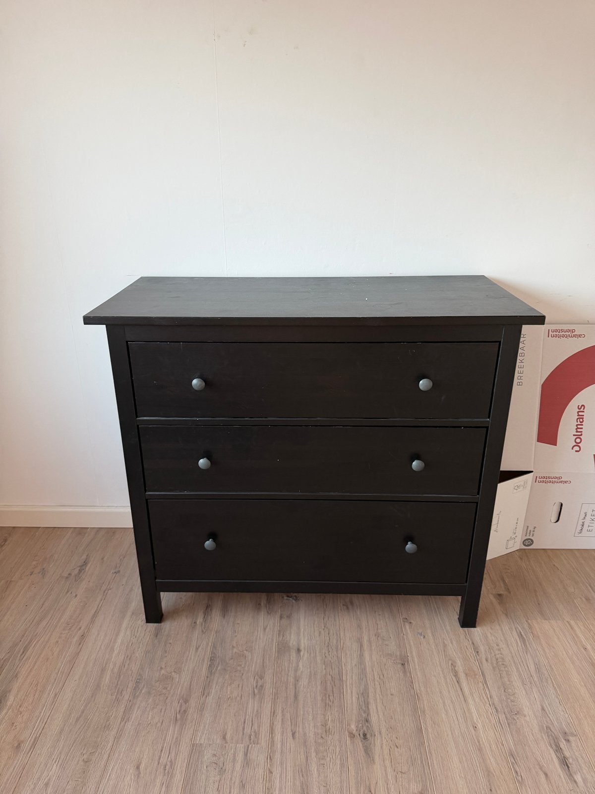 Ikea Hemnes ladekast zwart met 3 lades, Huis en Inrichting, Kasten | Ladekasten, 3 of 4 laden, Ophalen, Gebruikt