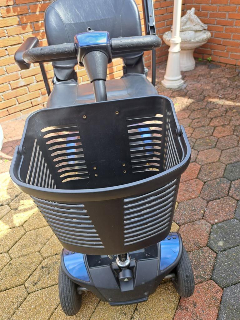 Te koop zeer mooie inklapbare scoot mobie gogo, Ophalen of Verzenden, 10 km/u of minder