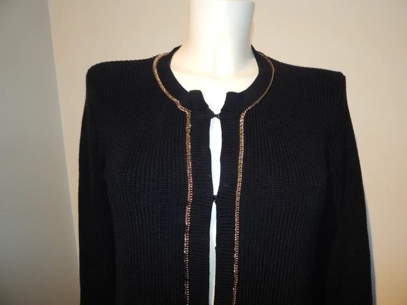 Maje chique gebreid vest afgezet met gouden ketting 2/M, Maat 38/40 (M), Verzenden, Zwart, Maje
