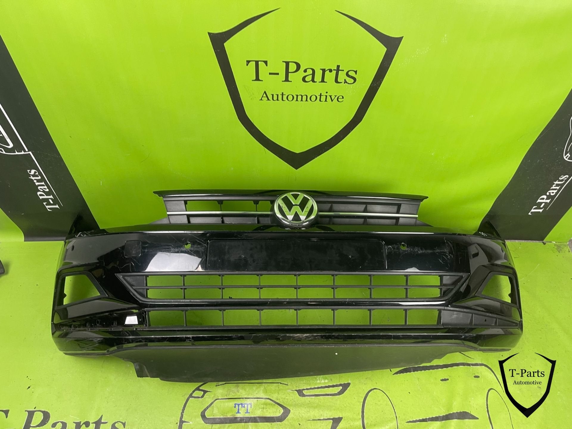vw volkswagen polo 2g voorbumper bumper grille rooster 19+, Info@fabrikant.eu, Volkswagen, Ophalen of Verzenden, Bumper