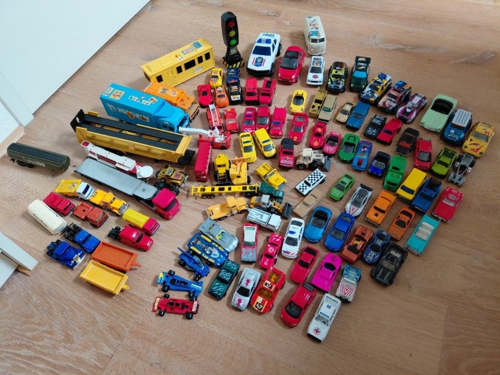 Partij van bijna 100 speelgoed auto's, Ophalen of Verzenden, Gebruikt